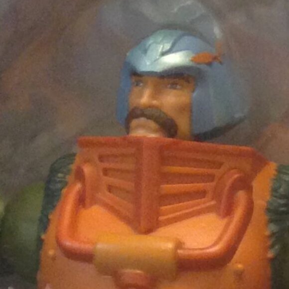Masters of The Universe Revelation Man-At-Arms - Picture 4 of 8